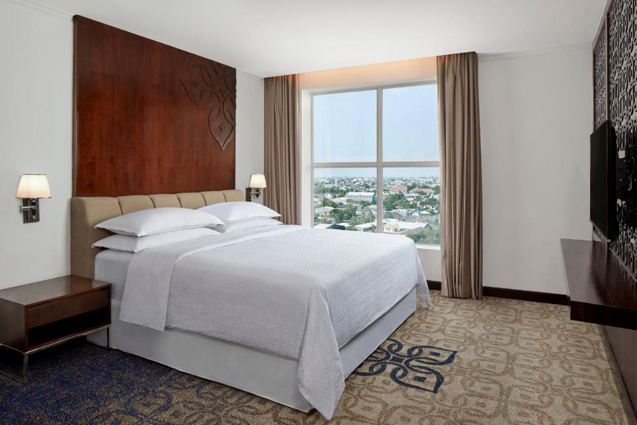 โฟร์ พอยทส์ บาย เชอราตัน มาคัสซาร์ Hotel มากาซาร์ ภายนอก รูปภาพ