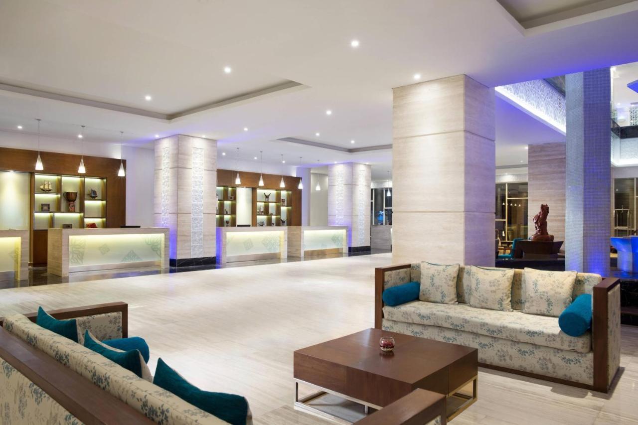 โฟร์ พอยทส์ บาย เชอราตัน มาคัสซาร์ Hotel มากาซาร์ ภายนอก รูปภาพ